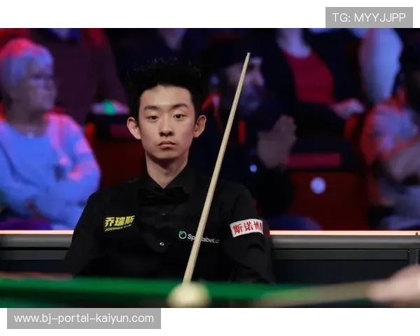 小将蓝裕豪4-1领先遭逆转,4-6不敌克拉克出局